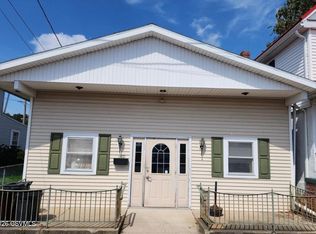 860 Walnut St, Kulpmont, PA 17834