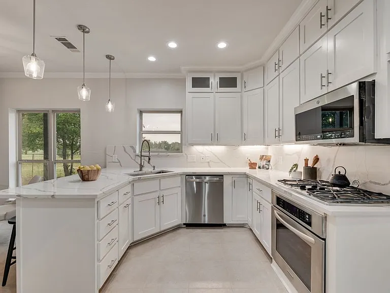 5855 County Road 408 — Photo 14