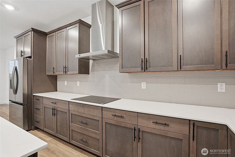 3rd image of 32141 Grand Avenue SE