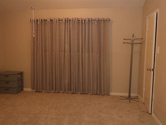 4th image of 10811 Richmond Ave APT 7