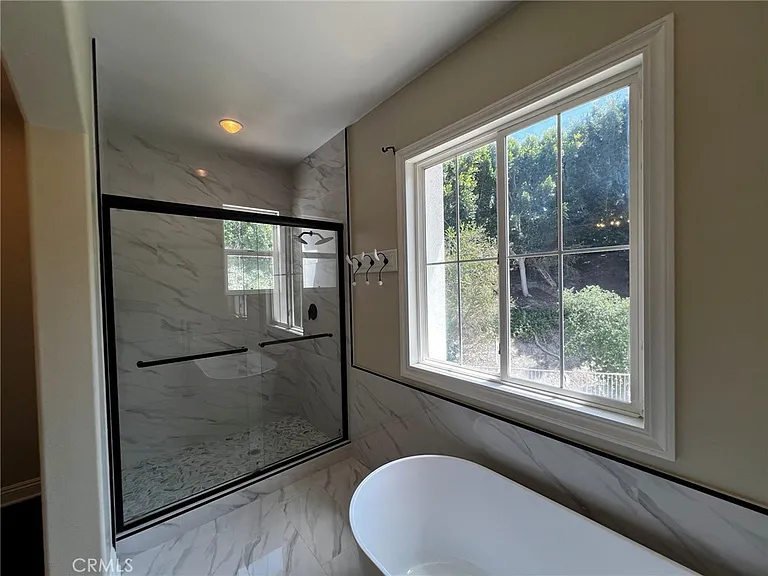 50 Lyon Rdg — Photo 19