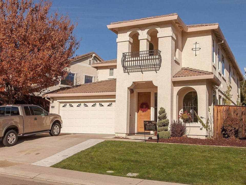 2nd image of 20540 Sarazen Ln
