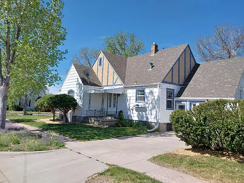 222 E 6th Ave Photo 1