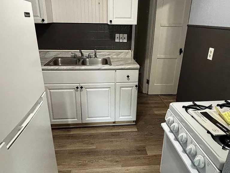 94 Forker Blvd — Photo 3