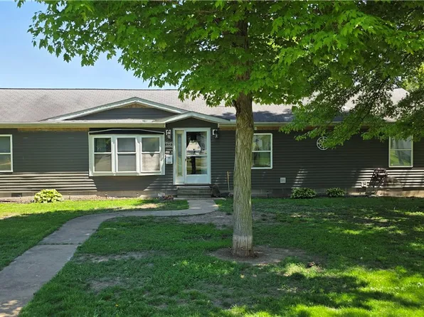 133 Cook St, Westville, IL 61883
