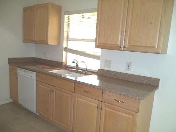 2nd image of 1671 SW Salvatierra Blvd