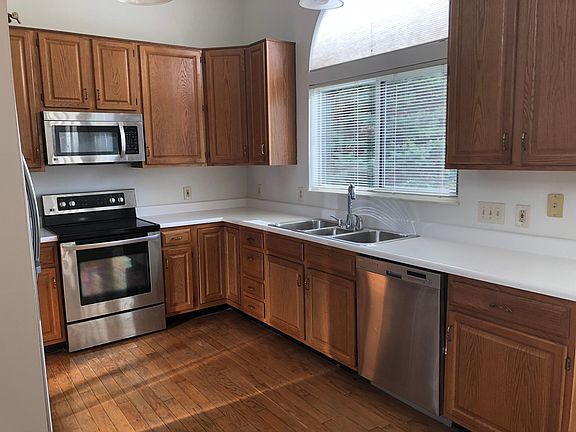 2nd image of 11790 Tennyson Dr