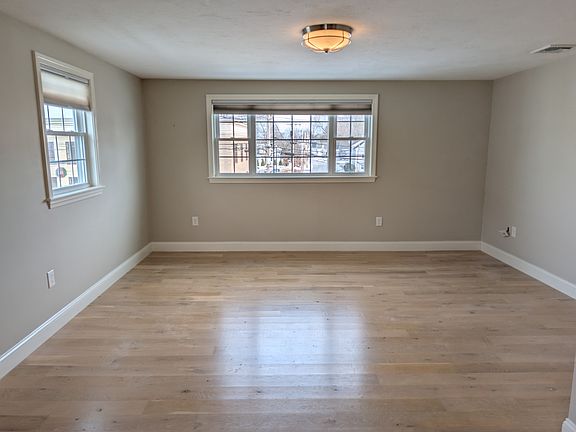 2nd image of 39 South St Floor 2