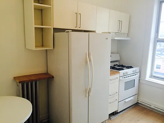 Rented by A Class Realty Corp | media 7