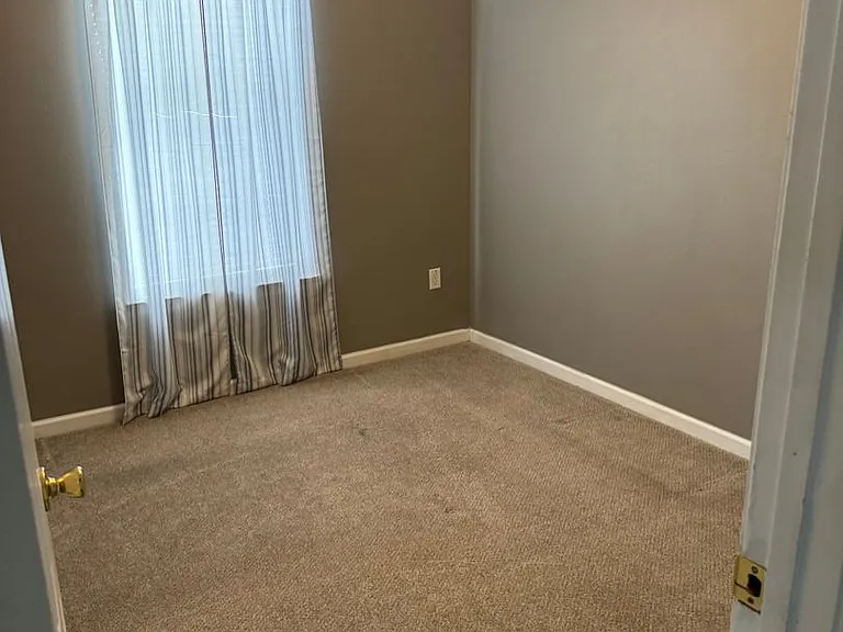 2305 Minnesota Ave — Photo 9