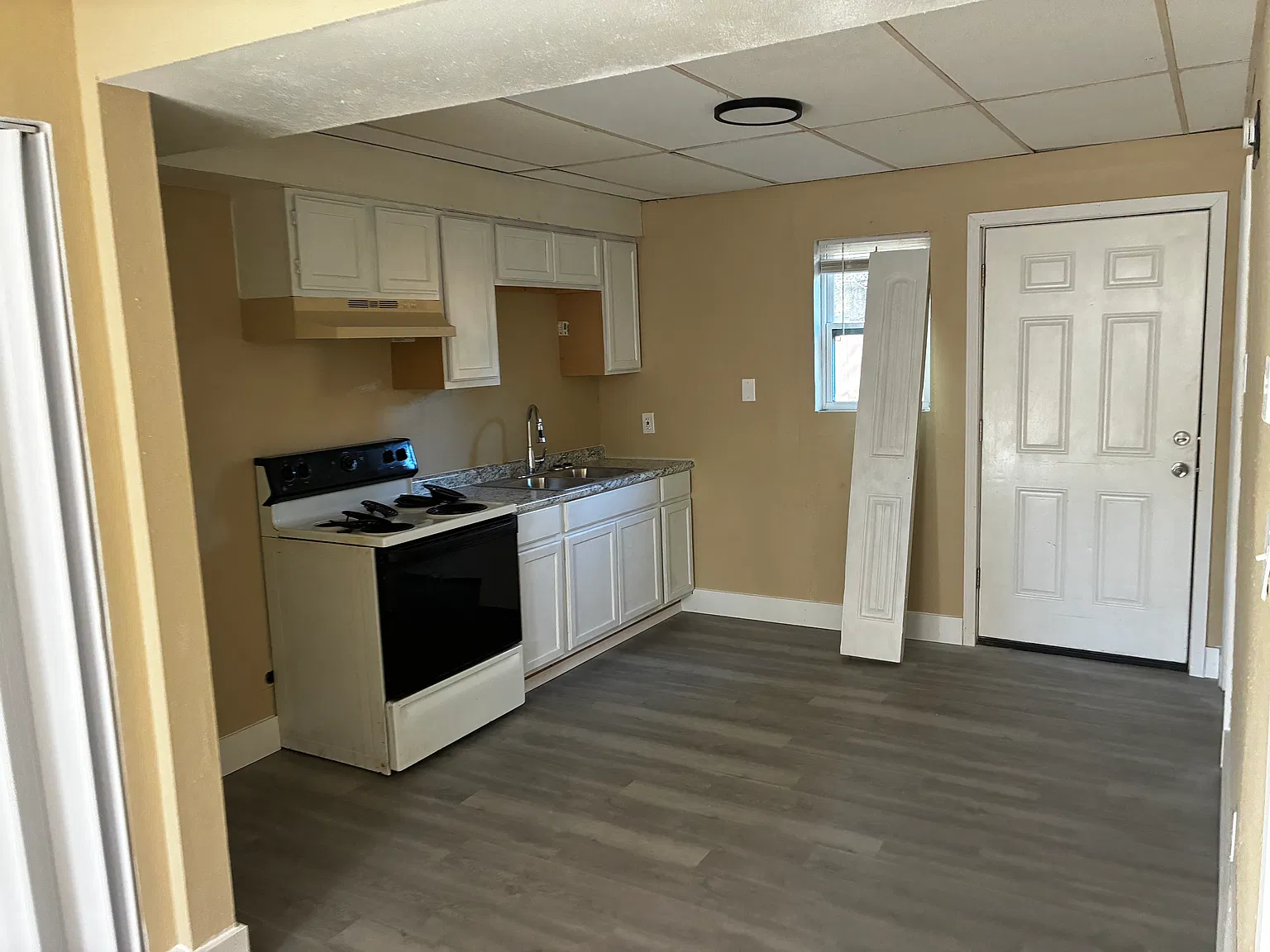 2 bed, 1000 sqft, $800 — Photo 4