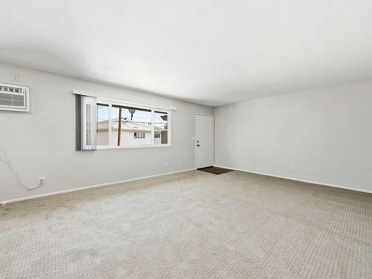 16002 Pasadena Ave — Photo 11