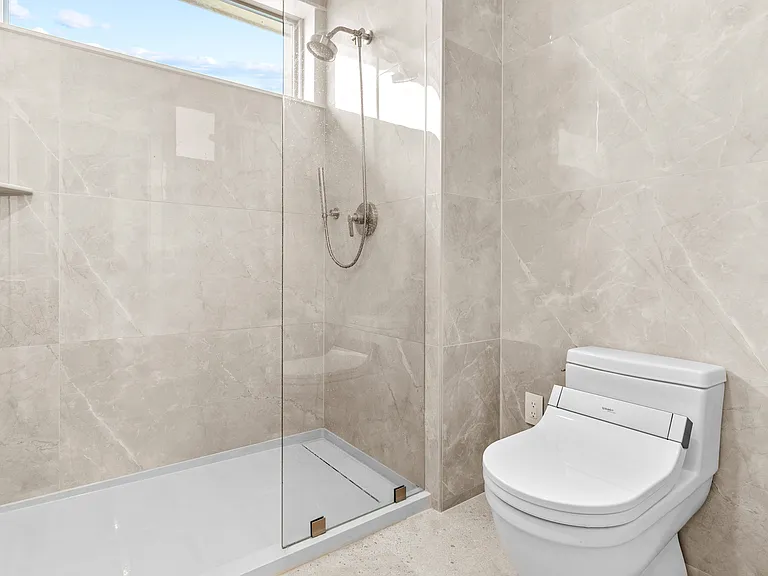Master Suite Bath