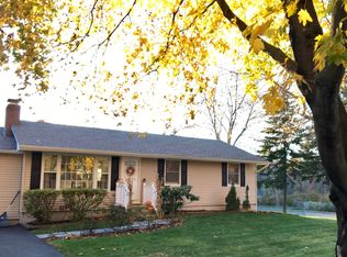 248 Middle River Rd, Danbury, CT 06811