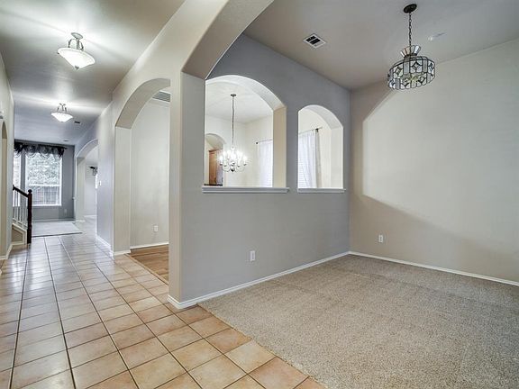3rd image of 9408 Stonewood Dr