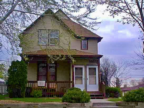 1st image of 153 4th Ave S