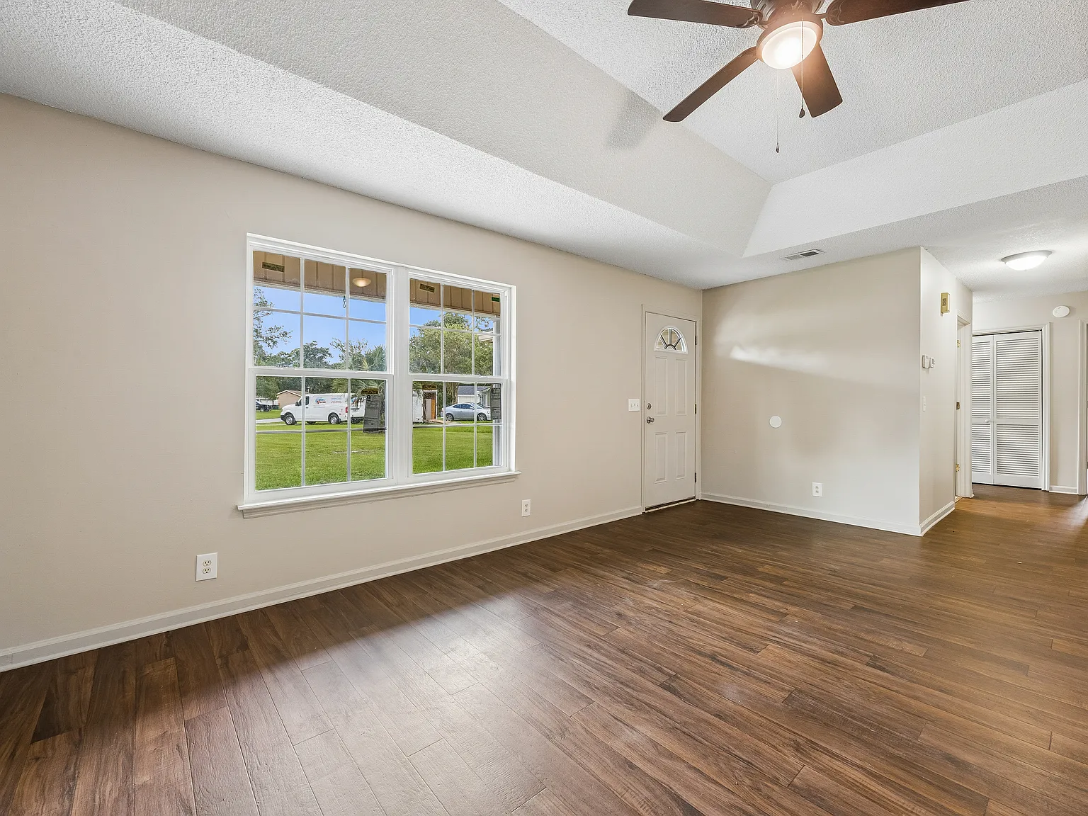 117 Pinedale Dr — Photo 4