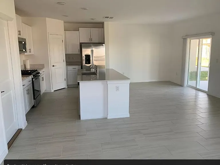 2583 Leonia Ln — Photo 4