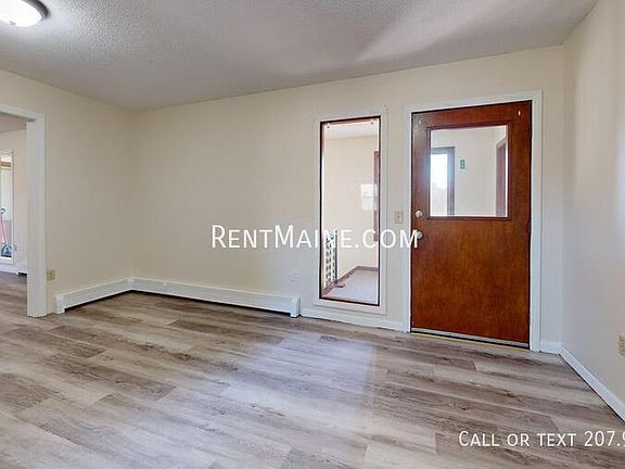 2nd image of 202 Main Rd APT B