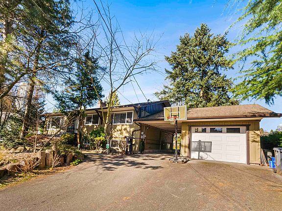 2nd image of 521 Brookmere Ave