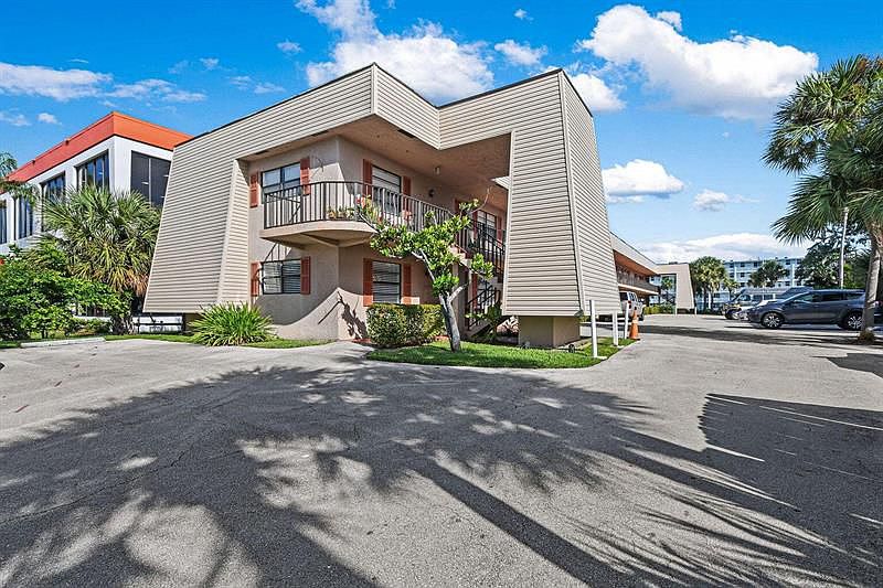 1st image of 135 Shore Ct APT 104