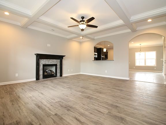 4th image of 390 Summerfield Lot 390