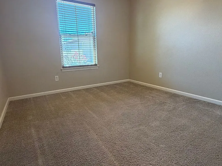 2348 La Villa Way — Photo 9