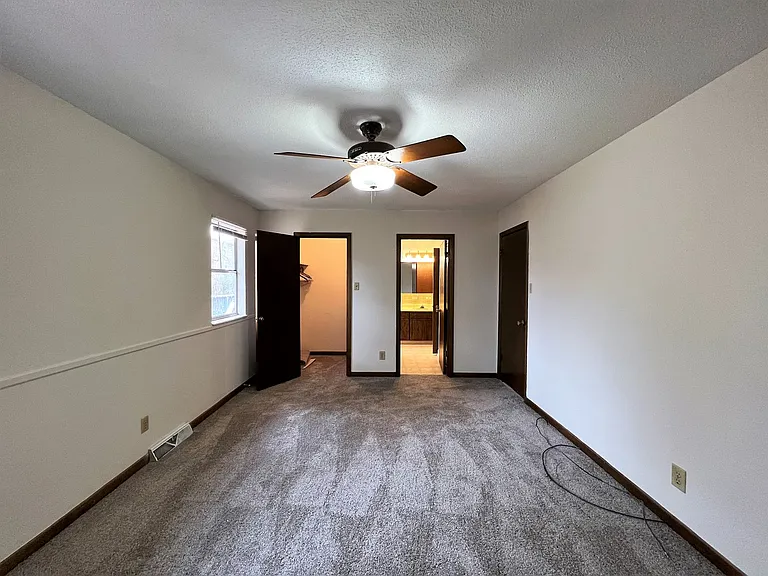 11518 Midhurst Dr — Photo 10