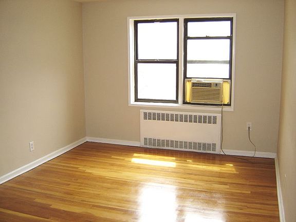 4th image of 2 Fisher Dr APT 610