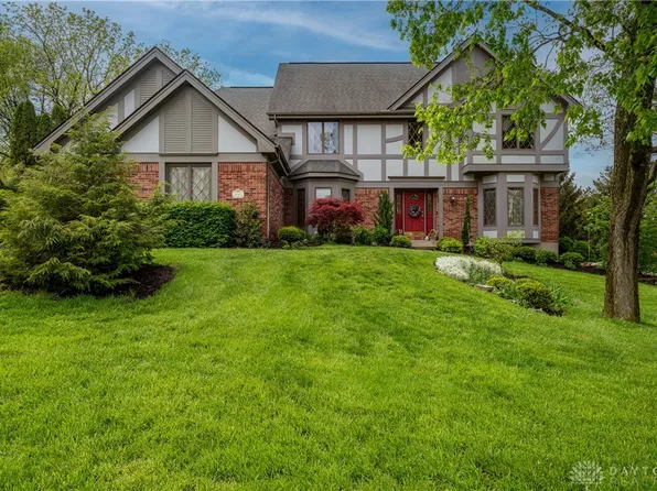 647 Towncrest Dr, Dayton, OH 45434