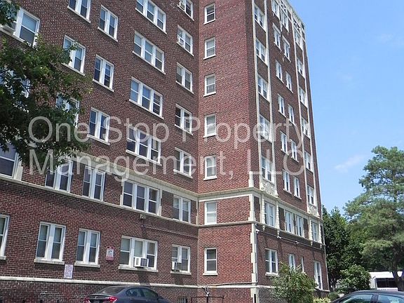 2nd image of 323 Emanuel Cleaver Ii Blvd APT 4A