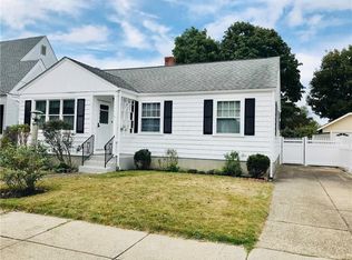 34 Perrin Ave, Pawtucket, RI 02861