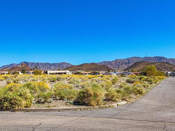 2nd image of 740 Delta Dr Lot 1