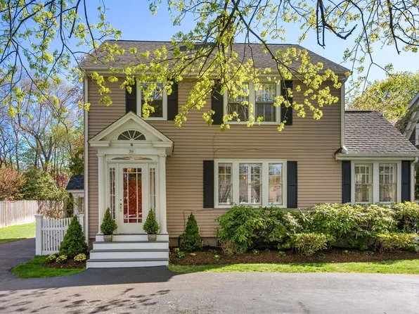 241 Weston Rd, Wellesley, MA 02482
