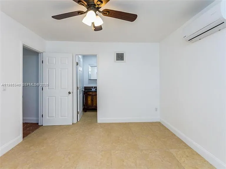 6300 NW 41st St — Photo 16