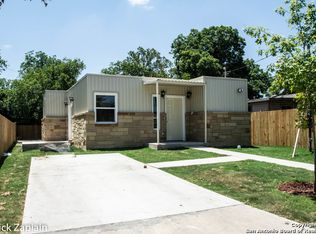 2111 SW 19th St, San Antonio, TX 78207