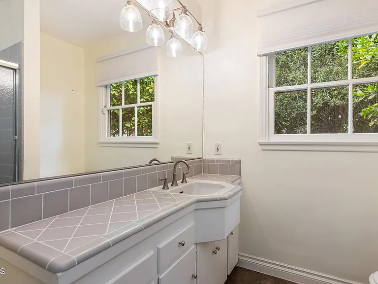 5209 Alta Canyada Rd — Photo 29