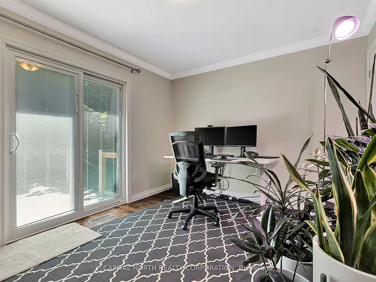 2092 Marine Dr — Photo 15