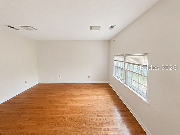 5th image of 129 Belknap Road
