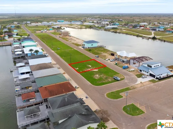 624 E Port Dr, Pt Mansfield, TX 78598