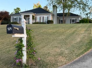 129 Copper Creek Dr, Lagrange, GA 30240