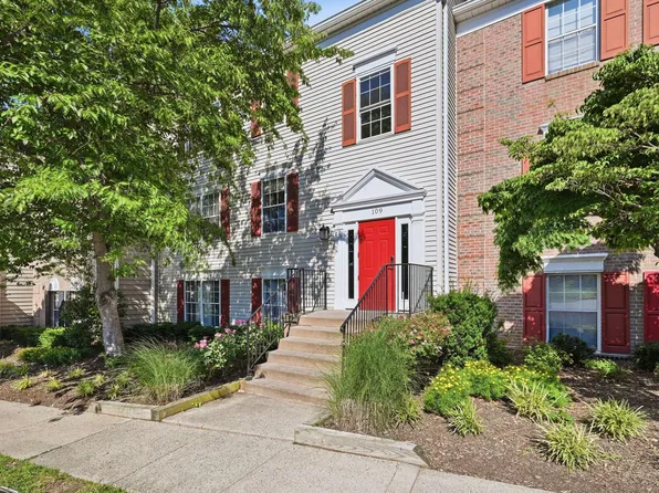 109 Fort Evans Rd SE APT C, Leesburg, VA 20175