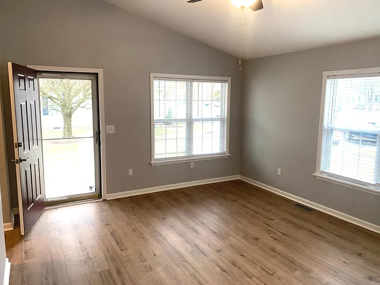 1016 Granite Ct — Photo 31