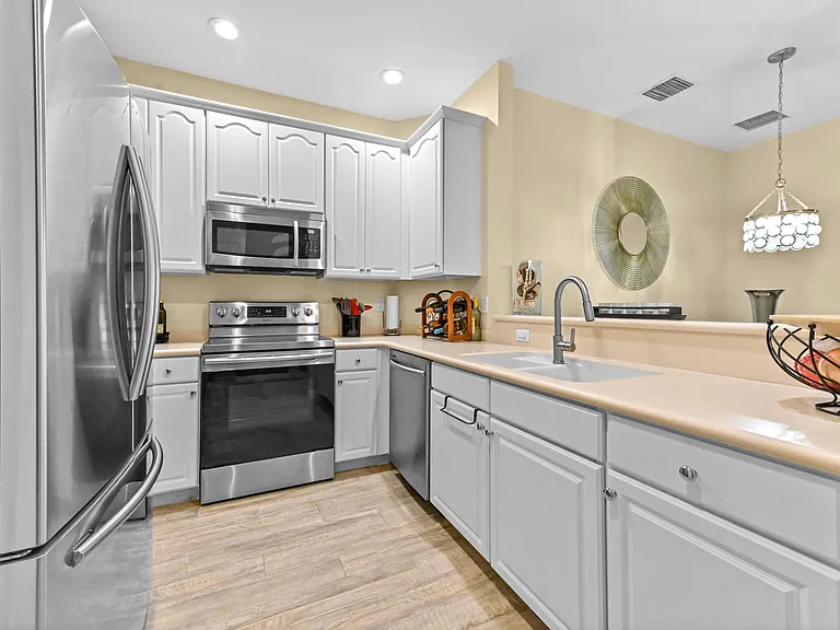 3043 Grandiflora Dr — Photo 17