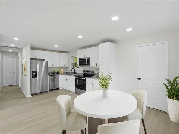 607 Warfield Dr, Portsmouth, VA 23701