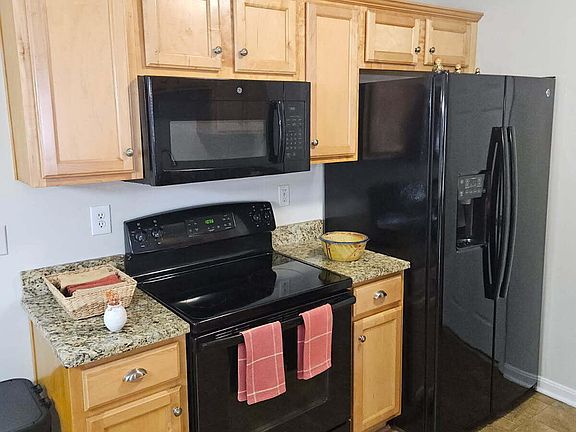 4th image of 10200 Deer Vista Dr Unit 202