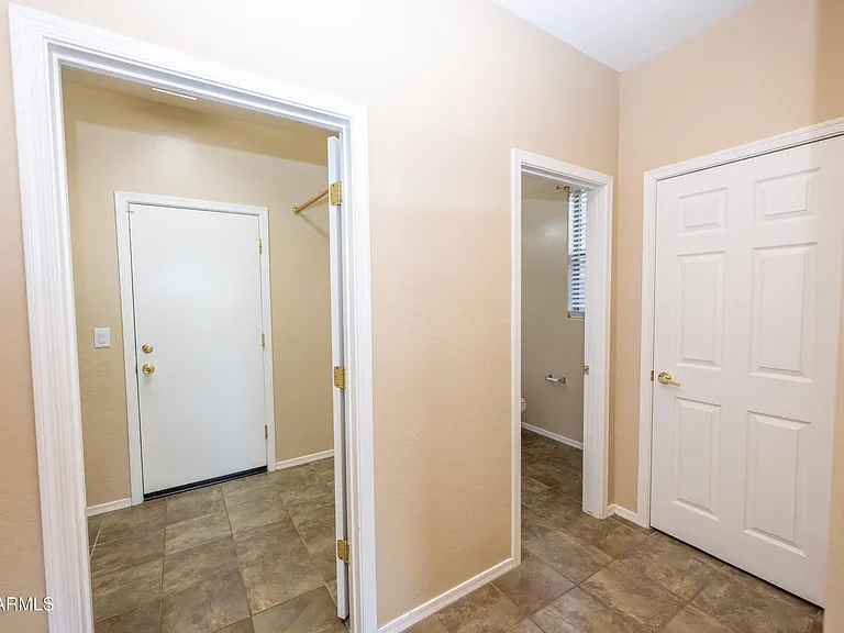 2023 W Shackleton Dr — Photo 22