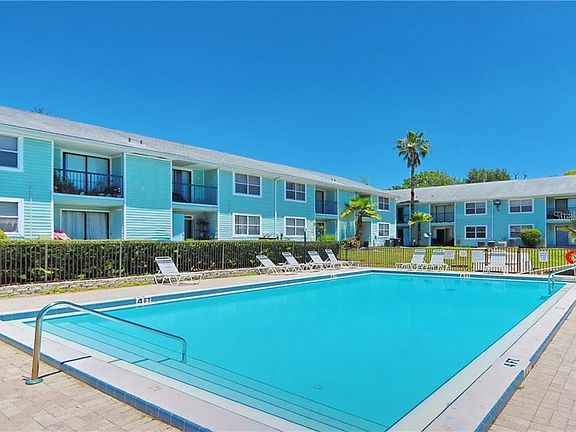 2nd image of 5038 Terrace Palms Cir Unit 102