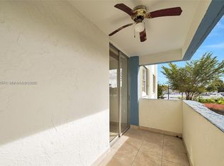 5050 NW 7th St APT 202, Miami, FL 33126