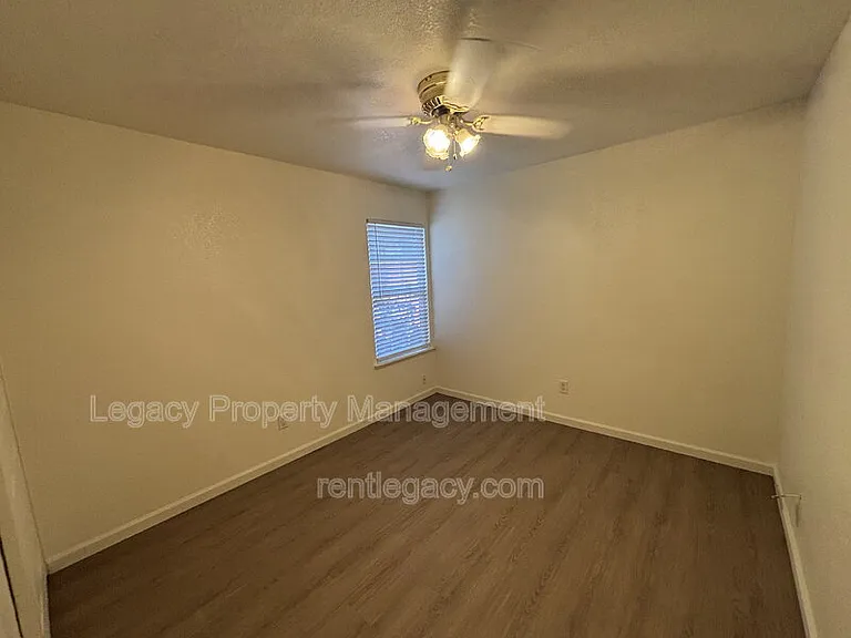 8559 Star Bright Ct — Photo 10